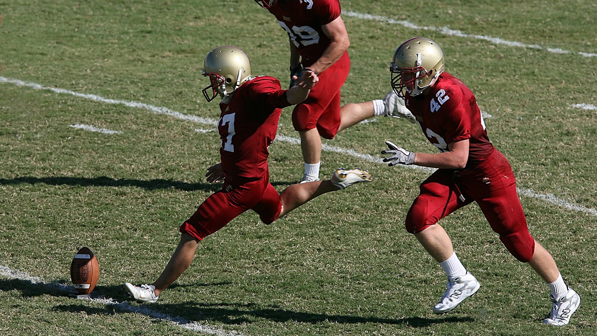 爱游戏体育官方入口-国家橄榄球队公布训练基地升级及开放计划，国家橄榄球队公布训练基地升级及开放计划