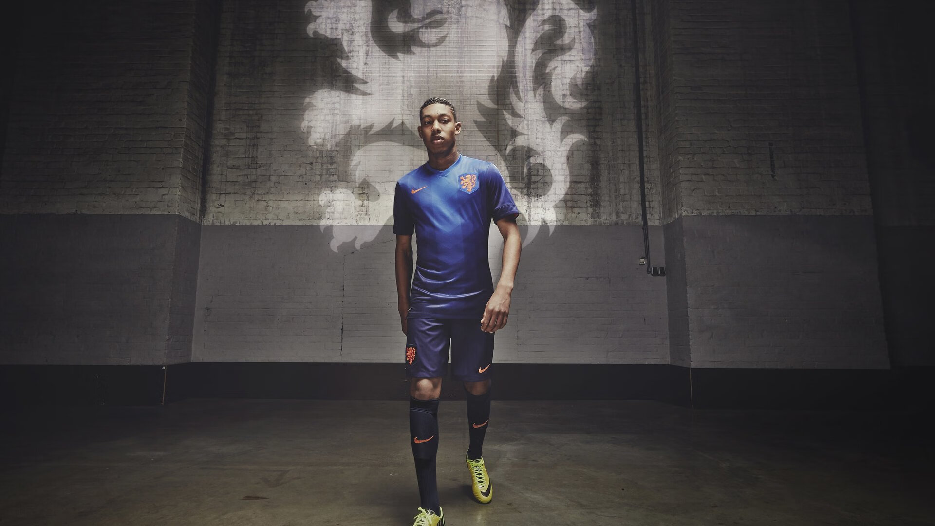 爱游戏体育平台-弗兰：全黑队进攻的“杀手锏”，突破后总能精准找准空档